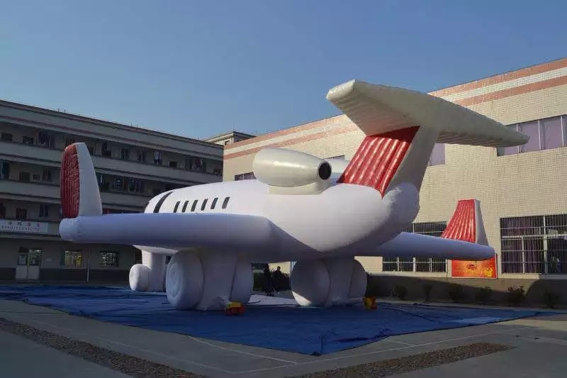 天柱小型充气飞机